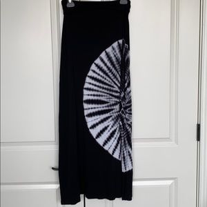 Design history tie dye maxi skirt